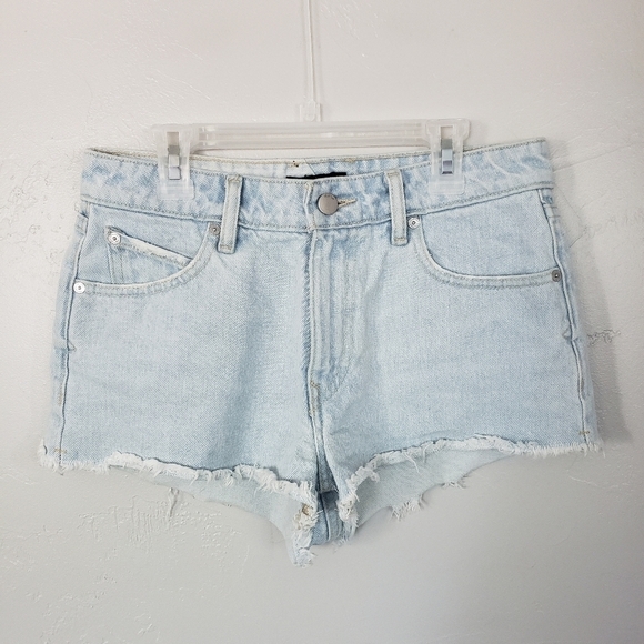 Volcom Light Wash Shorts Shorty Short Mid Rise 26 - Picture 1 of 6
